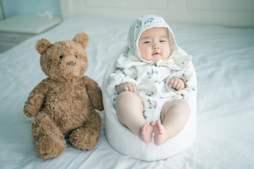 东阳宝宝吃不饱母乳的症状